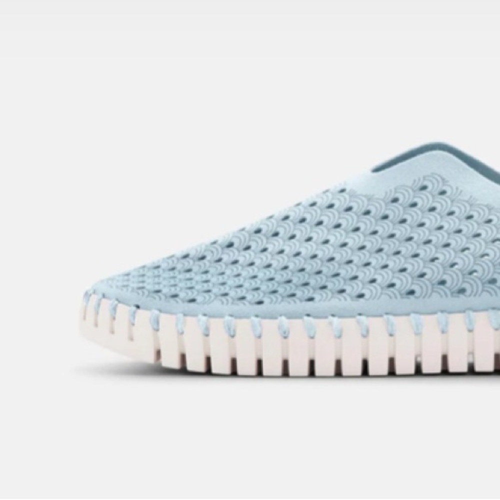 Ilse Jacobsen Teal Perforated Sneakers size 38 - Picture 3 of 7
